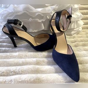 Nine West Women’s Navy Suede strap pumps